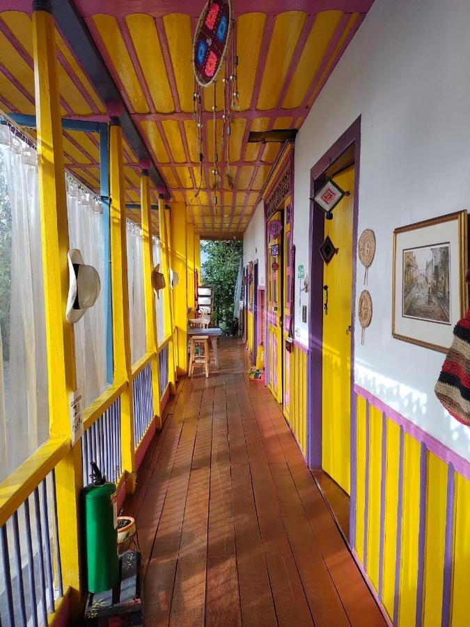 Hostal Bremen Filandia Bagian luar foto