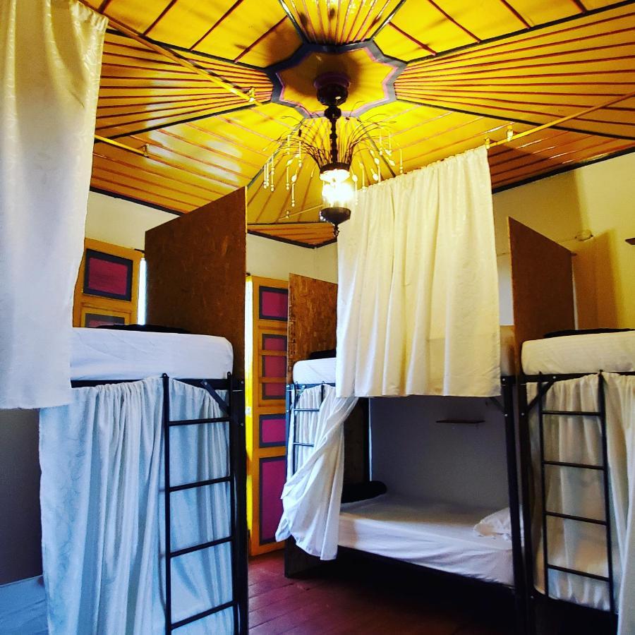 Hostal Bremen Filandia Bagian luar foto